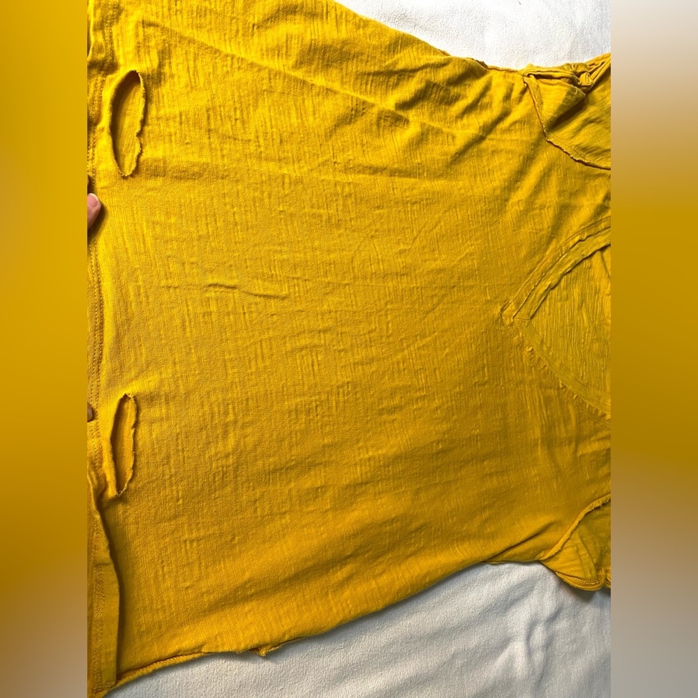 Umgee Women's Mustard V-Neck distressed Top - Picture 6 of 14